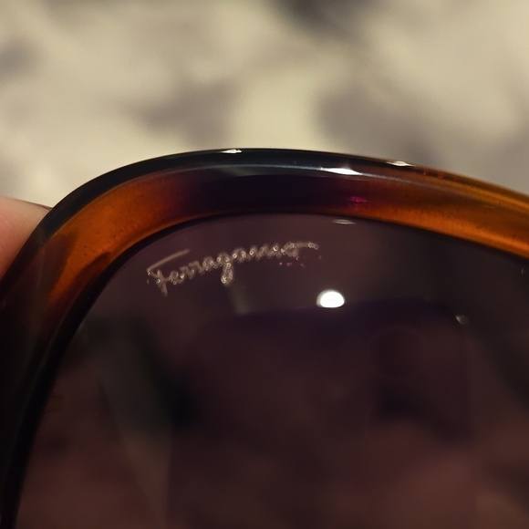 Salvatore Ferragamo Tortoise Shell Brown Gradient Sunglasses Brand New in Case main image 6